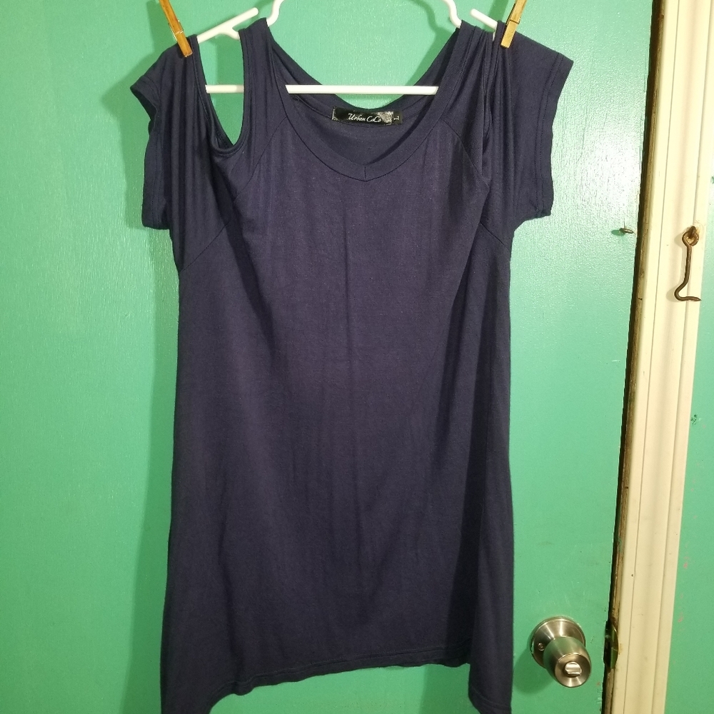 Urban CoCo Large Split sleeve blouse